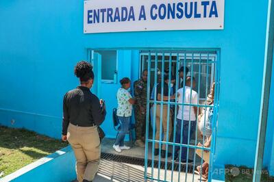 ドミニカ共和国、妊産婦含め2000人超のハイチ移民を病院で拘束