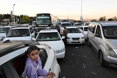 レバノンからシリアへ避難、10万人 イスラエルの攻撃で 国連