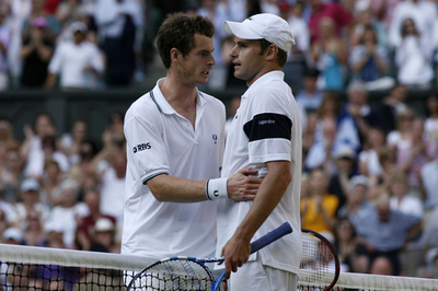 ロディック マレーを下し4年ぶりの決勝へ、ウィンブルドン選手権