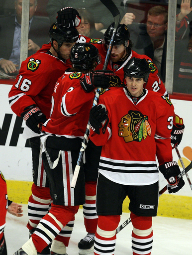 ブラックホークス ブルージャケッツ下し4連勝