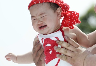 赤ちゃんがどこに座るか分かる、日本航空会社のサービスにネット上で賛否両論