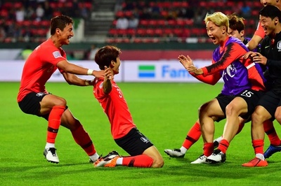 韓国が延長戦制しアジア杯8強、金珍洙の劇的弾でバーレーン下す