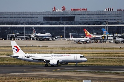 中国国産大型旅客機C919商業輸送1周年 累計安全運行時間は6000時間超