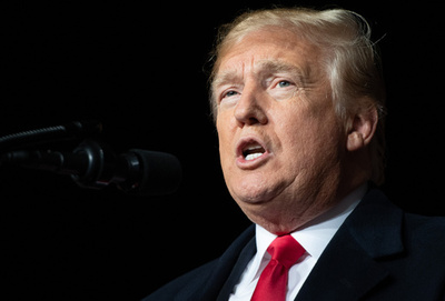 トランプ氏「メディアも敵意や攻撃やめよ」 パイプ爆弾事件めぐり注文