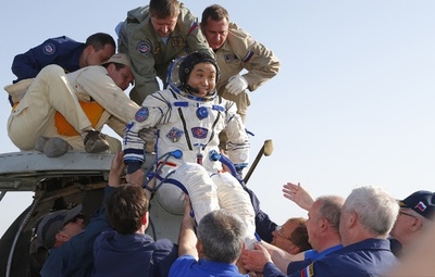 若田さん、地球に帰還