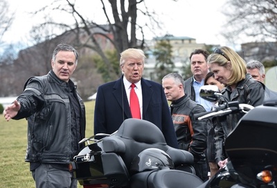 トランプ氏、ハーレーダビッドソンの国外生産を猛批判 痛烈な連続ツイート