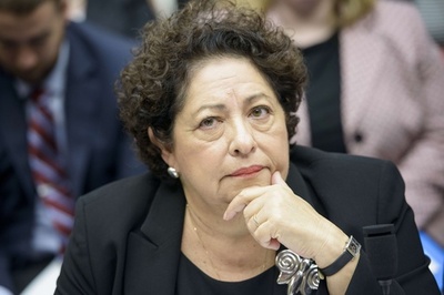 米人事管理局長官が辞任、ハッキング事件で引責