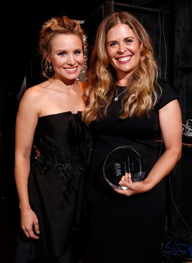 『アナ雪』の共同監督ら受賞、2014年クリスタル・アンド・ルーシー賞