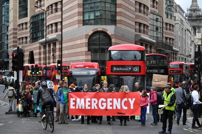 英ロンドンを混乱させた「絶滅への反逆」デモ、11日後に幕