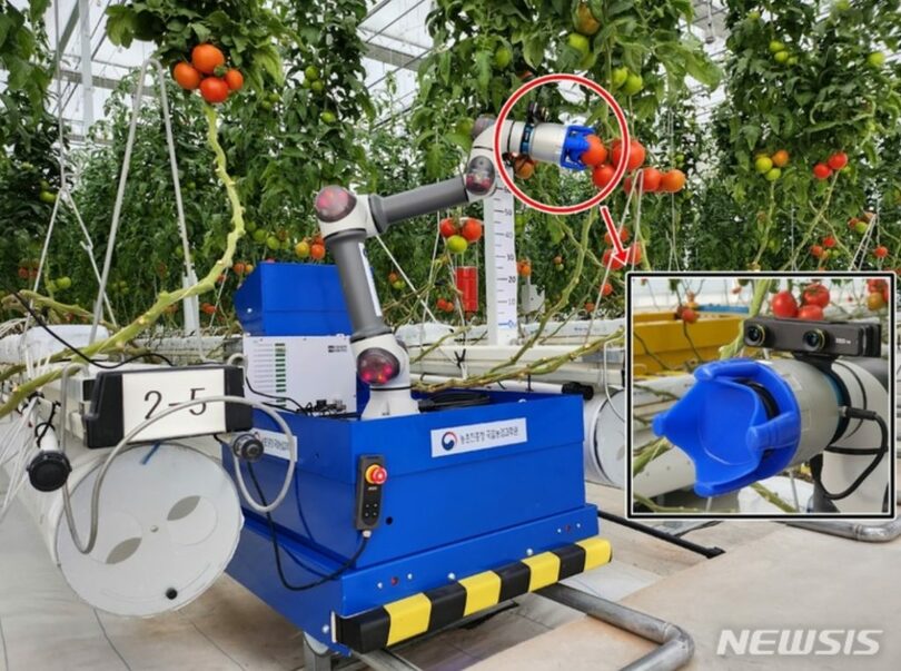農村振興庁国立農業科学院が研究・開発中の収穫ロボット（写真=農振庁提供）(c)NEWSIS