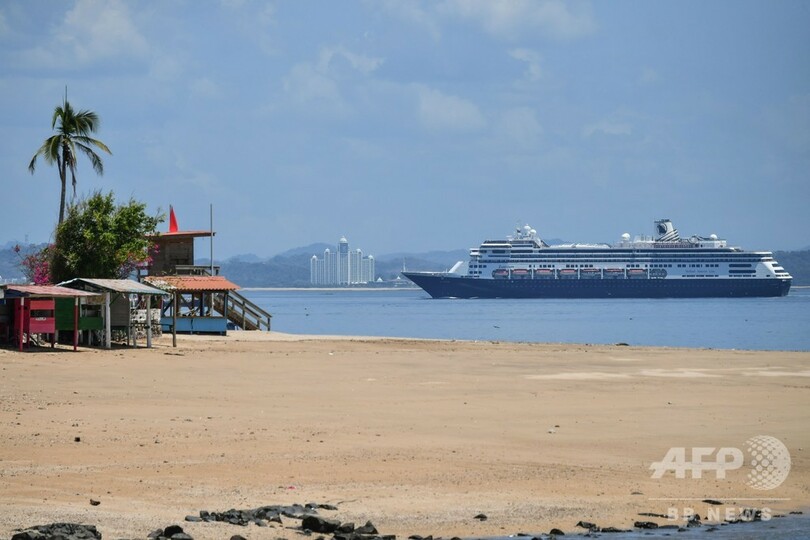 コロナ感染クルーズ船客の下船、拒否の姿勢 米フロリダ州知事