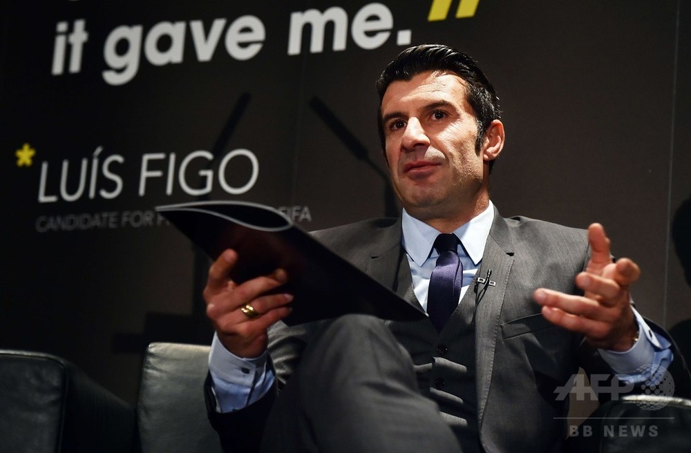 FIFA会長選立候補のフィーゴ氏、48か国のW杯など公約掲げる 写真1枚