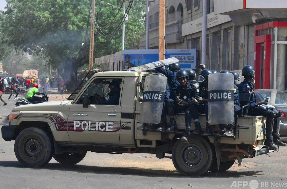 ニジェールで「クーデター未遂」、兵士ら逮捕 新大統領就任2日前