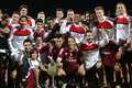 ドバイ･チャレンジカップ2012（Dubai Challenge Cup 2012）、ACミラン（AC Milan）対（Paris Saint-Germain）。試合に勝利し、試合後のセレモニーで歓喜するACミランの選手（2012年1月4日撮影）。(c)AFP/MARWAN NAAMANI
