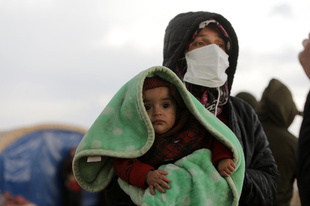 トルコ・シリア地震、子ども700万人超が被災 ユニセフ