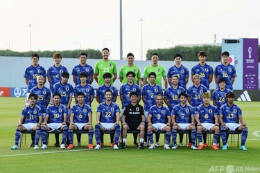 日本代表が記念撮影 カタールW杯 写真16枚 国際ニュース：AFPBB News