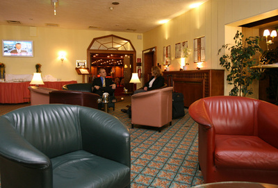 引退後は老人ホームよりもビジネスホテルで…米男性の提案がSNSで話題に