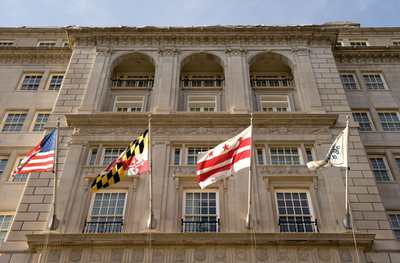 オバマ一家の仮住まい高級ホテルは「幽霊伝説」付き