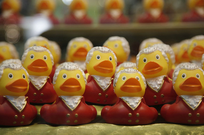 モーツァルト気取りのアヒルたち、合唱が聞こえそう？ザルツブルク