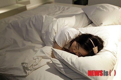 人生に満足する韓国の人たち…最適睡眠は「1日7～9時間」