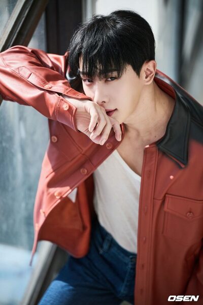 [★フォト] ウォノ 、K-POP代表「野獣アイドル」 – KOREA WAVE