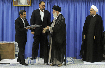 イランのロウハニ新大統領が就任、制裁解除と経済再建に決意