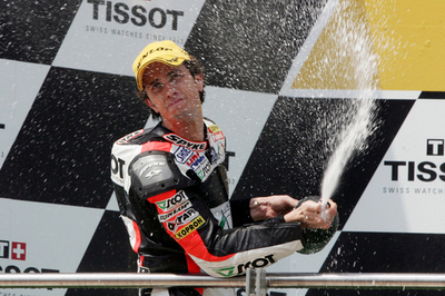 ＜07世界ロードレース選手権 第3戦＞250ccクラス・決勝、ドヴィツィオーゾ ポール・トゥ・ウィンで今季初優勝 - トルコ