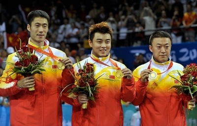 中国 卓球・男子団体で優勝
