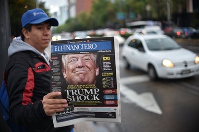 メキシコに「ハリケーン・トランプ」襲来 大統領は就任前にも会談へ