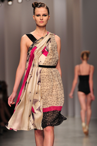 ＜12年春夏ミラノコレクション＞アントニオ マラス