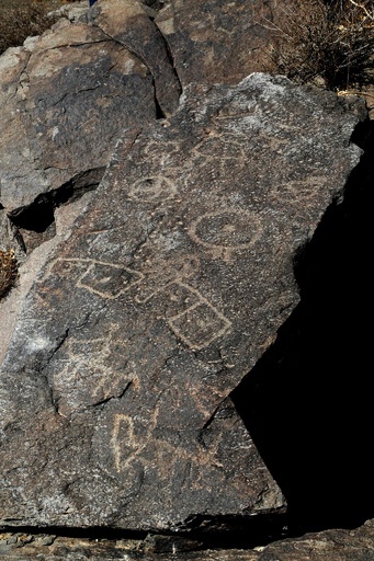 イランの古代岩壁画、経済制裁解除で研究進展に期待