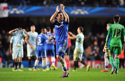 チェルシー、デンバ・バの得点でグループ首位通過 欧州CL