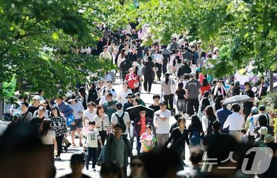 韓国・遊園地「優先搭乗券」に賛否、利用者を見て相対的剥奪感…「お金の力で割り込むようだ」