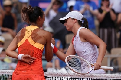 世界1位シフィオンテク敗退 中国の鄭が決勝進出 パリ五輪