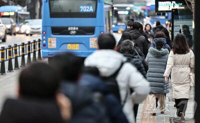 韓国・旧正月連休明け、会社員の「名節後遺症」…「連休長かった。だから出勤がつらい」