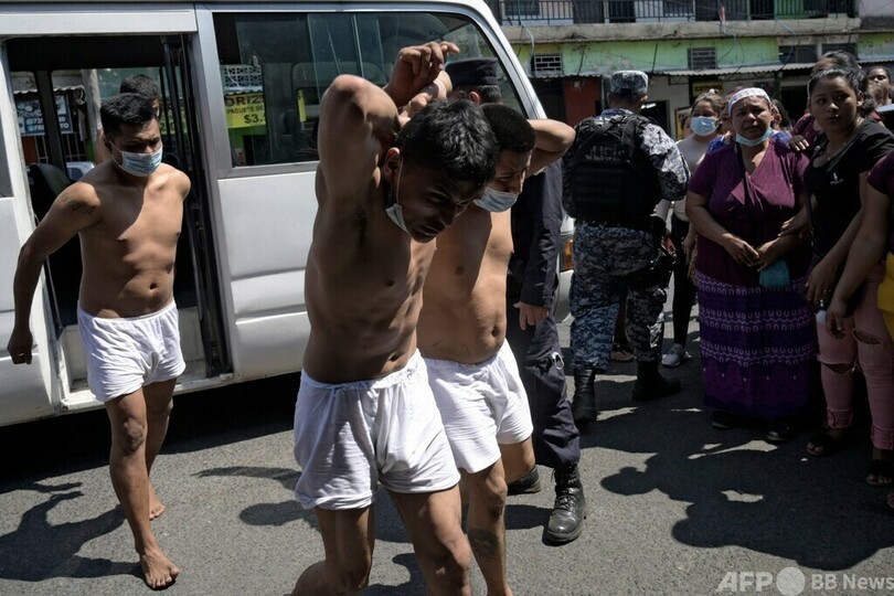 15日間で「ギャング構成員」9000人逮捕 エルサルバドル