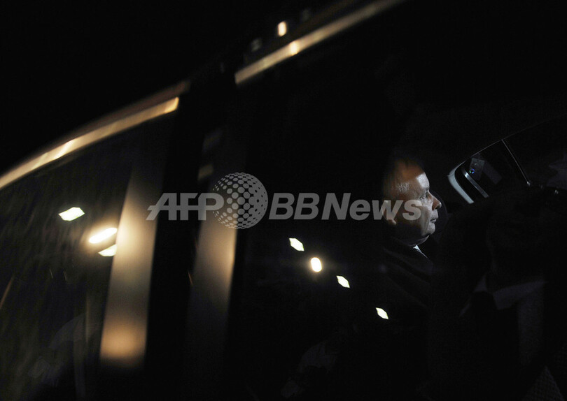 双子の兄がポーランド大統領の遺体を確認