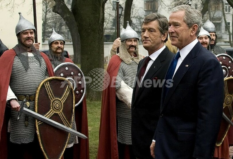 ブッシュ大統領、ウクライナとグルジアのNATO加盟を支持