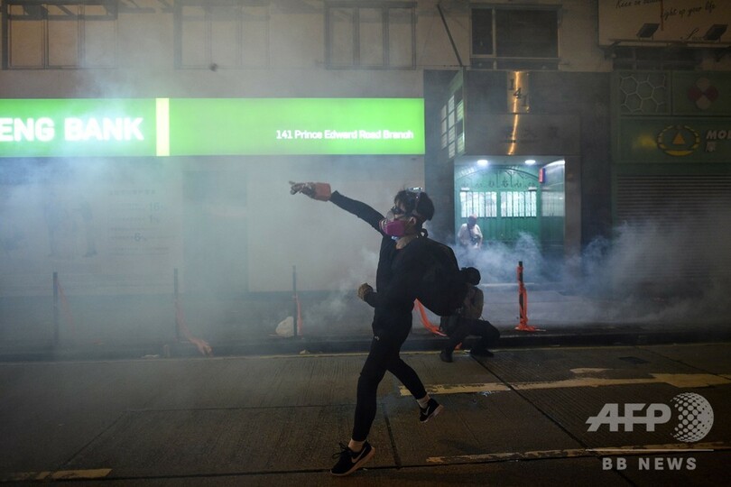 トランプ氏、香港デモの「人道的解決」求める