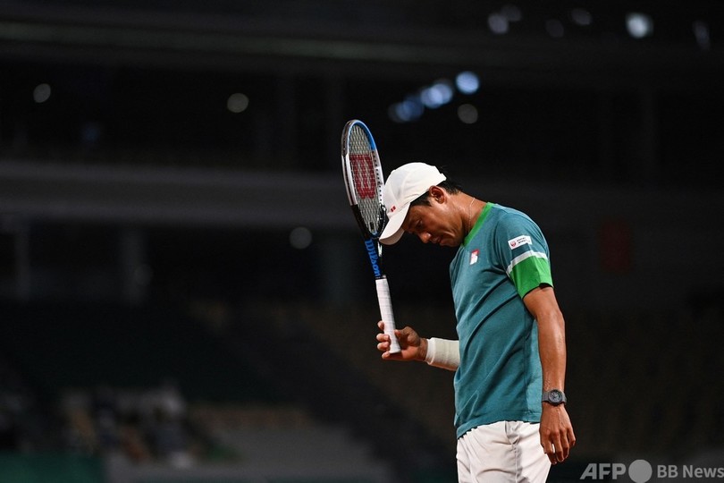 錦織はズベレフに完敗 全仏OP8強入りならず