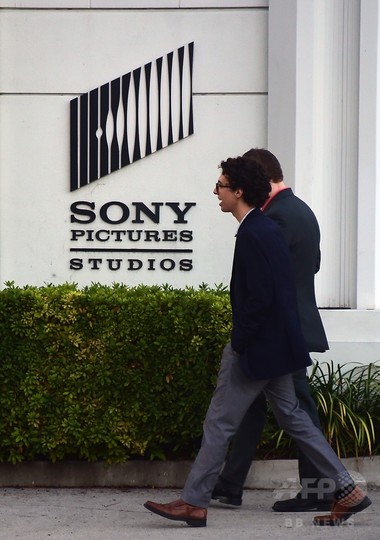 ハッカー集団、ソニー映画会社に「Xマスプレゼント」予告 ハッカー集団、ソニー映画会社に「Xマスプレゼント」予告