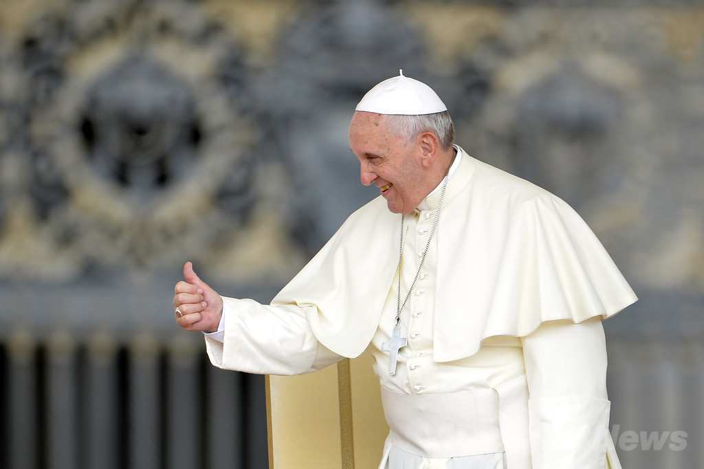 ローマ法王、退位の時期は「神の助言を乞う」 ローマ法王、退位の時期は「神の助言を乞う」
