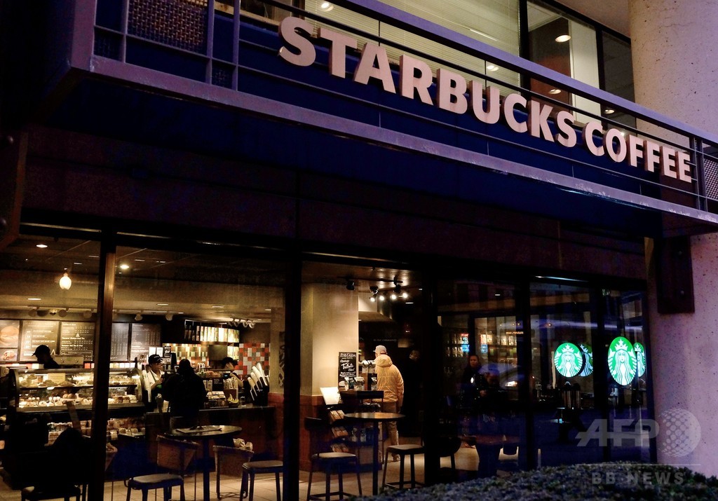 スタバ「人種問題を語ろう」キャンペーン、早くも中止 スタバ「人種問題を語ろう」キャンペーン、早くも中止