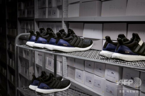 アディダス「UltraBOOST」初期モデル復刻 写真6枚 国際ニュース：AFPBB