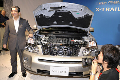 日産 エクストレイル の新型クリーンディーゼル車 発売へ 写真5枚 ファッション ニュースならmode Press Powered By Afpbb News