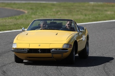 F1日本GP決勝前にドライバーズパレード開催