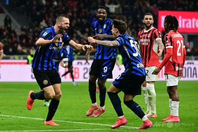 インテル、土壇場ゴールでミランとドロー 首位ナポリも引き分け