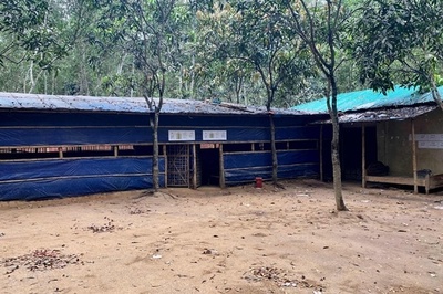 バングラデシュ、ロヒンギャ難民開設の学校閉鎖