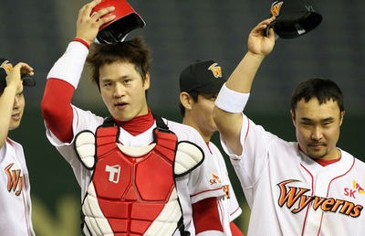 SKワイバーンズ 3連勝で決勝進出を果たす