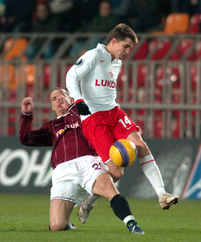 スパルタ・プラハ ホームでスパルタク・モスクワと分ける